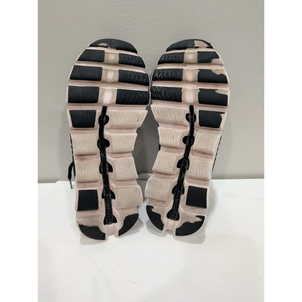 On Running Cloudswift Magnet r Black Women's Sz 8 Running Shoes